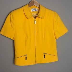 Taiga Paris size 10 yellow jacket